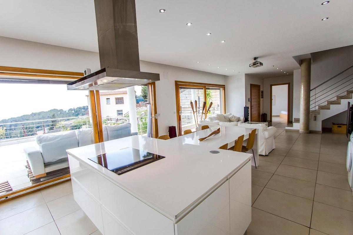 Catalunya Casas Modern Magnificence , Only A Few Km To The Beach! Sant Cebria de Vallalta ภายนอก รูปภาพ